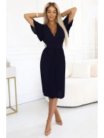 607-3 Plisované midi šaty LYRA s obálkovým výstřihem a širokým páskem - ZELENÉ