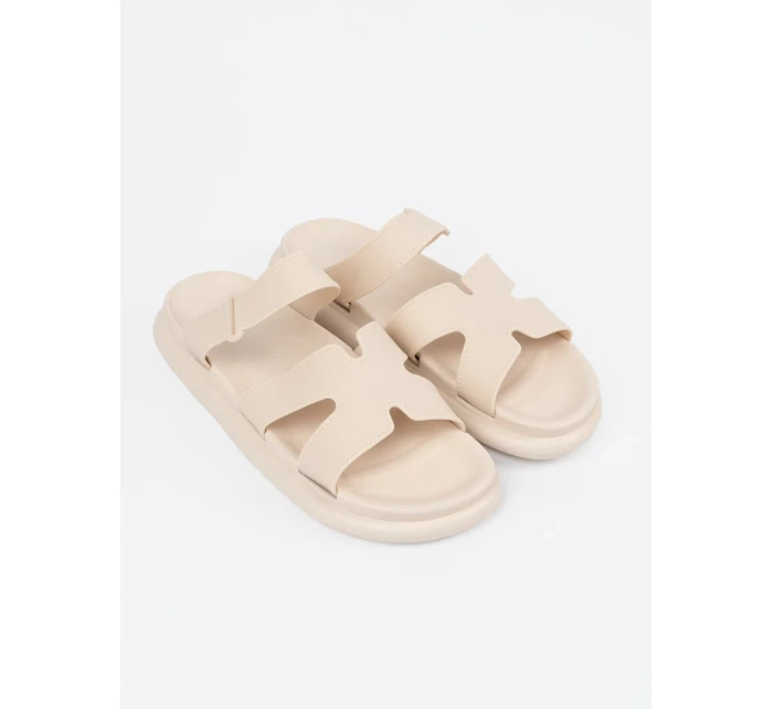 Pohodlné  nazouváky dámské Jasnobeżowy na plochém podpatku