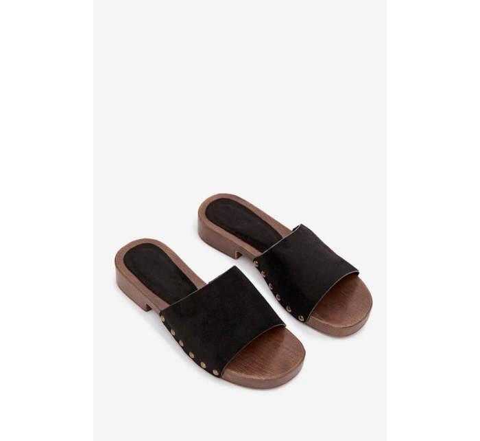 Dámské pantofle na ploché podrážce se zlatými nýty Černé Girella