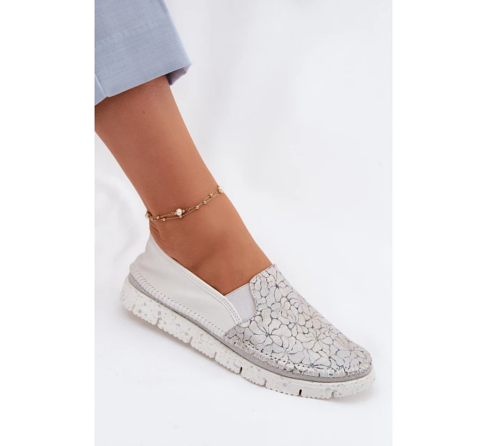 Dámské nazouvací kožené polobotky Maciejka 03512-70 Bílá-Stříbrná