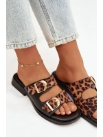 Dámské pantofle se zlatými sponami model 21919174 - Boto