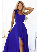 643-8 Elegantní večerní maxi šaty s rozparkem a růžemi – chrpa 643-8 Elegantní večerní maxi šaty s rozparkem a růžemi – chrpa