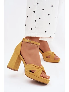 Dámské sandály na podpatku z imitace semiše Žluté Rosetta