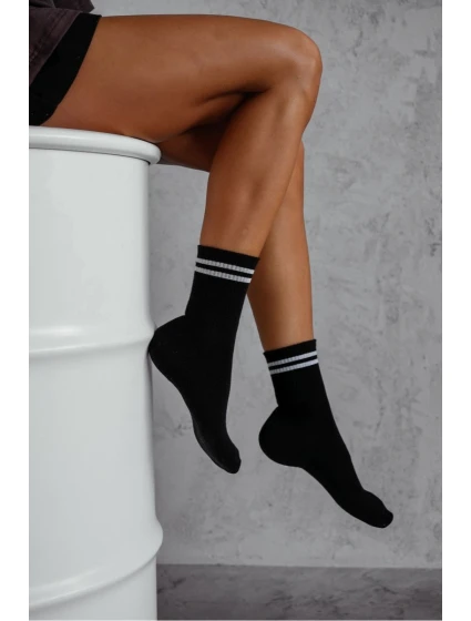 Dámské ponožky se dvěma tenkými proužky – černé Dámské ponožky se dvěma tenkými proužky – černé