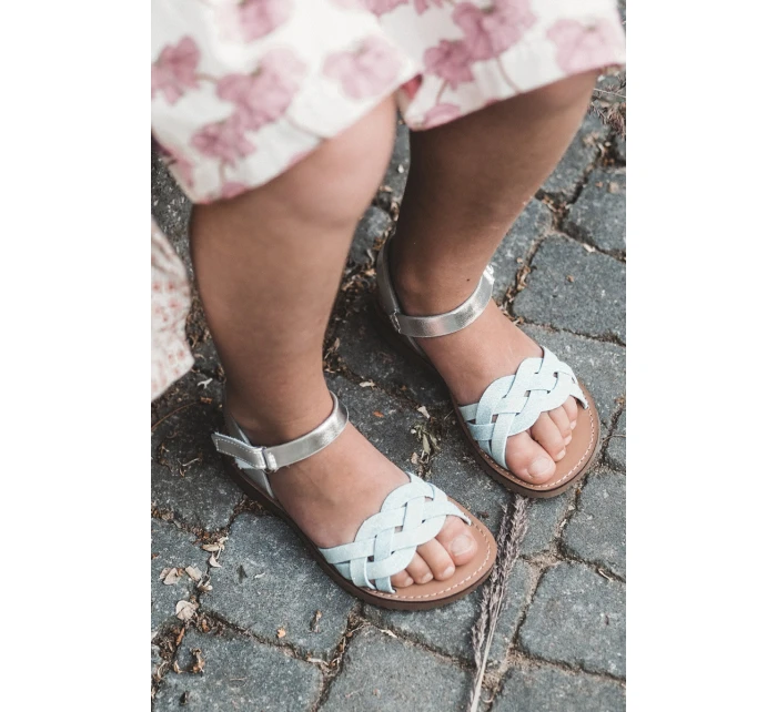 Dětské sandálky se suchým zipem s propletenými pásky modré Dianttha Dětské sandálky se suchým zipem s propletenými pásky modré Dianttha