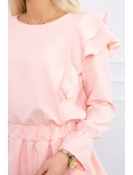 Šaty se svislými volány světle pudrově růžové