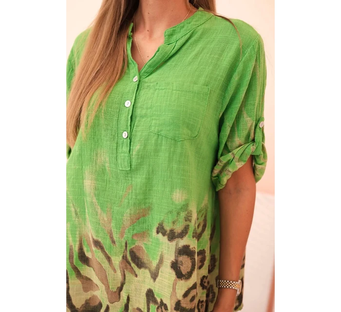 Dámská bavlněná košile s ohrnutými rukávy a zvířecím vzorem zelená