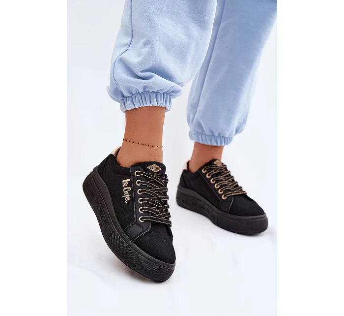 Dámské tenisky na platformě Lee Cooper LCW-26-44-4476 Černé Dámské tenisky na platformě Lee Cooper LCW-26-44-4476 Černé