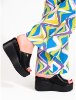 Exkluzívní černé dámské nazouváky na klínku Exkluzívní černé dámské nazouváky na klínku