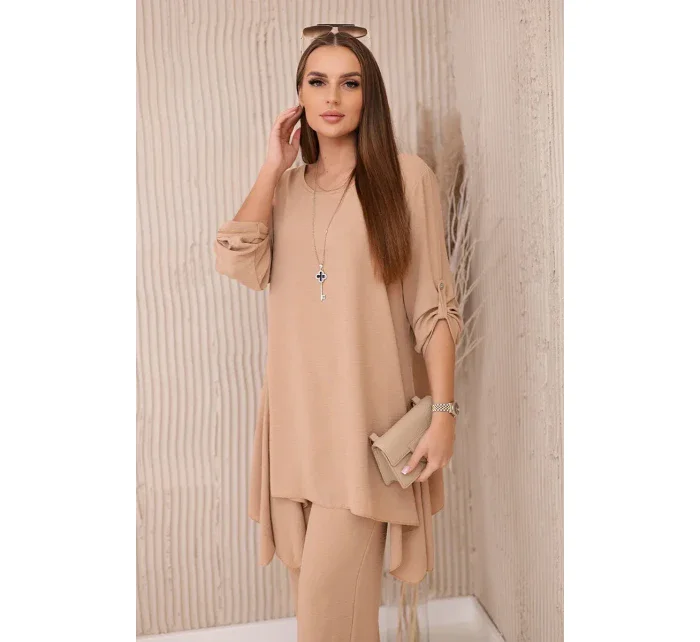 Sada halenky + kalhot s přívěskem Velbloud Sada halenky + kalhot s přívěskem Velbloud