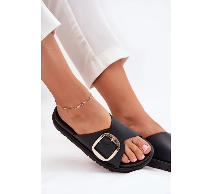 Dámské Pantofle Na Platformě Se Zlatou Přezkou Černé model 21702684 - Boto Dámské Pantofle Na Platformě Se Zlatou Přezkou Černé model 21702684 - Boto