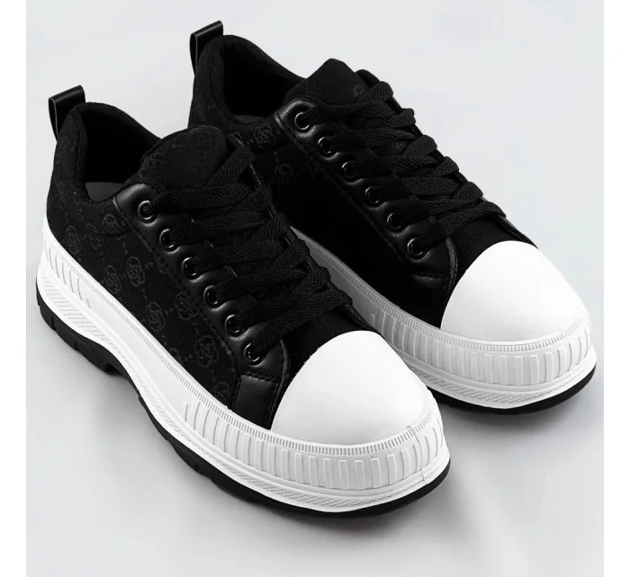 Černé tenisky trampky s vyšší podrážkou (S067) Černé tenisky trampky s vyšší podrážkou (S067)