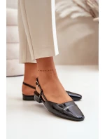 Lakované Baletky Na Nízkém Podpatku S Černé model 21670622 - Boto Lakované Baletky Na Nízkém Podpatku S Černé model 21670622 - Boto