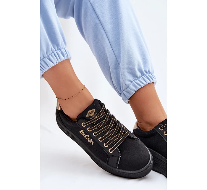 Dámské tenisky na platformě Lee Cooper LCW-26-44-4476 Černé Dámské tenisky na platformě Lee Cooper LCW-26-44-4476 Černé