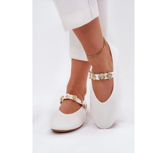 Dámské Baletky S Páskem A Zlatými Bílé model 21699403 - Boto