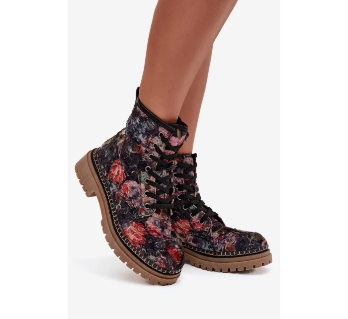 Dámské botky Artiker – černé, zateplené, se vzorem, na platformě Dámské botky Artiker – černé, zateplené, se vzorem, na platformě