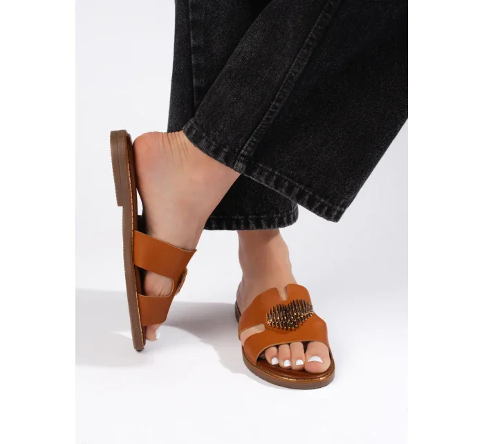 Praktické nazouváky dámské na plochém podpatku Praktické nazouváky dámské na plochém podpatku