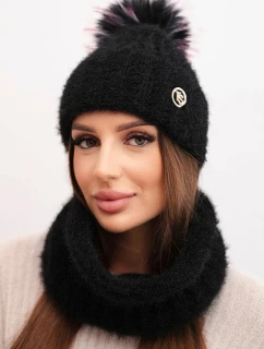 Dámská zimní souprava s bambulí a model 21791631 černý - K-Fashion