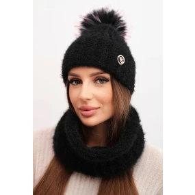 Dámská zimní souprava s bambulí a model 21791631 černý - K-Fashion Dámská zimní souprava s bambulí a model 21791631 černý - K-Fashion