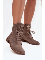 semišové workery s zlatým detailem na tmavě béžové model 21707504 - Zazoo semišové workery s zlatým detailem na tmavě béžové model 21707504 - Zazoo