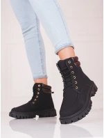 Krásné kotníčkové boty dámské černé na plochém podpatku Krásné kotníčkové boty dámské černé na plochém podpatku
