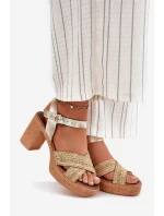 Kožené Sandály Na Podpatku S Pletením Na  Zlaté model 21697421 - Zazoo