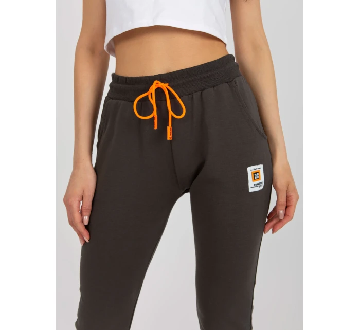 Tepláky RV DR 7886.04 tmavá khaki Tepláky RV DR 7886.04 tmavá khaki