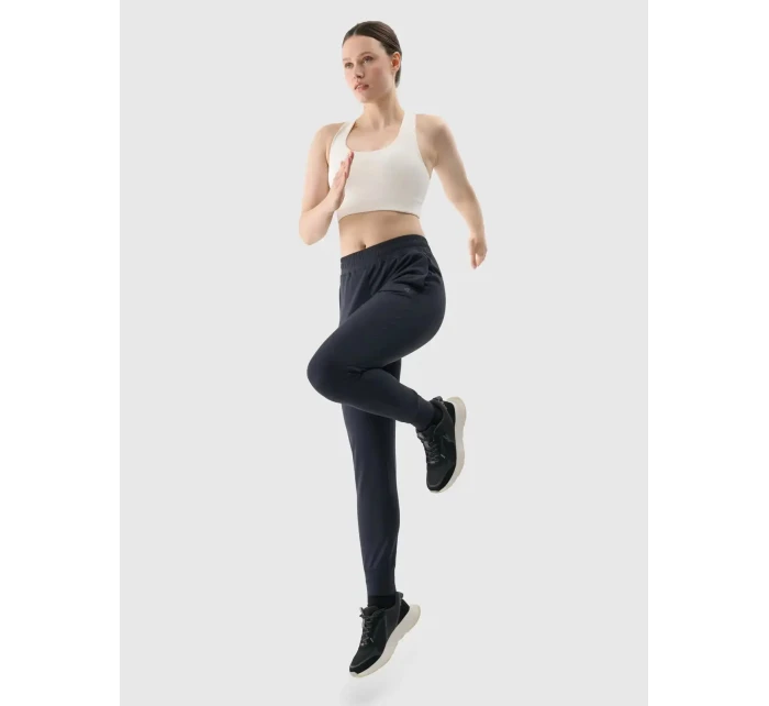Dámské sportovní kalhoty 4F