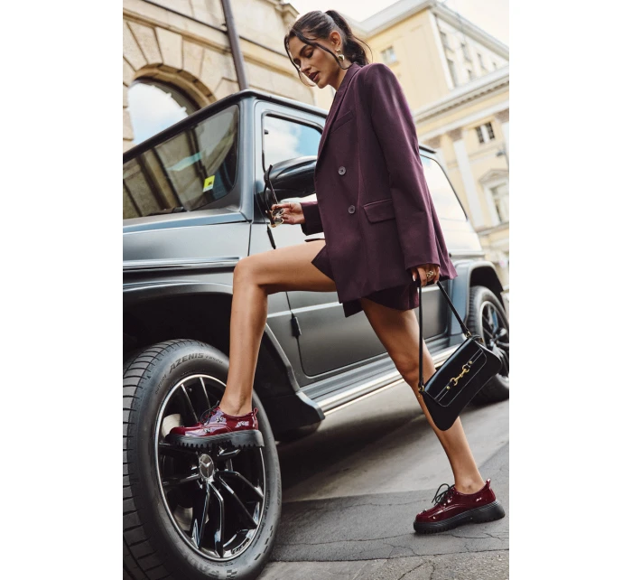 Dámské lakované kožené polobotky s připínacími doplňky Artiker – bordó