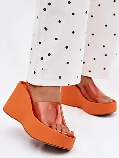 Dámské nazouváky na platformě s páskem Oranžové model 22107275 - Boto