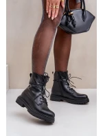 Zateplené boty s ozdobnými prvky na šněrování černé model 21680629 - EVENTO Zateplené boty s ozdobnými prvky na šněrování černé model 21680629 - EVENTO
