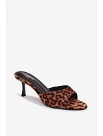 Pantofle z imitace semiše na jehlovém podpatku leopardí vzor model 22103089 - Boto Pantofle z imitace semiše na jehlovém podpatku leopardí vzor model 22103089 - Boto