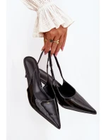 Lakované Lodičky Na Podpatku S Černé model 21704613 - Boto Lakované Lodičky Na Podpatku S Černé model 21704613 - Boto