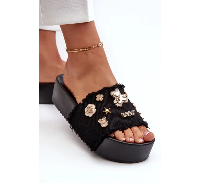 Dámské pantofle na platformě se špendlíky Černá Zranesia