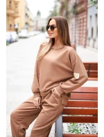 Komplet dámský máslový s volnou mikinou a kalhotami s nápisem LOVE tmavě camelový Komplet dámský máslový s volnou mikinou a kalhotami s nápisem LOVE tmavě camelový