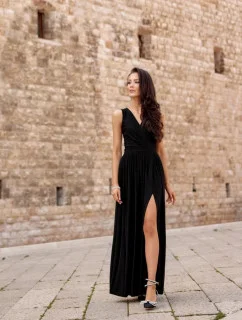 Dámské dlouhé šaty Černá se  model 19150737 - Roco Fashion