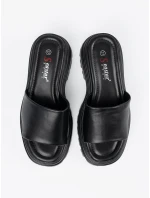 Designové dámské  nazouváky černé platforma