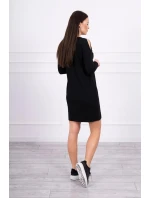 Šaty s potiskem model 18744034 černé - K-Fashion Šaty s potiskem model 18744034 černé - K-Fashion