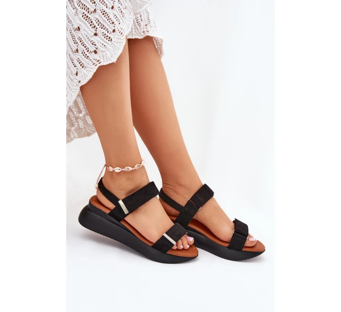 Dámské Sandály Na Klínu Černé model 21698935 - Boto