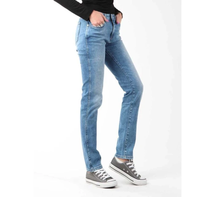 Dámské džíny Wrangler Boyfriend Jeans Best Blue W27M9194O