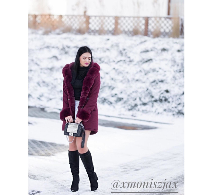 Bavlněná dámská zimní bunda parka v karamelové barvě s kožešinovou podšívkou (xw793x)
