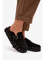 Zamsové pantofle na platformě s cvoky a sponou Big Star TT274951 Černé