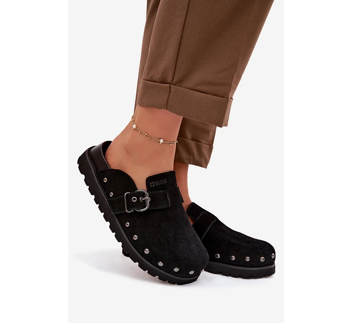 Zamsové pantofle na platformě s cvoky a sponou Big Star TT274951 Černé