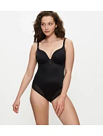 TRUE SHAPE SENSATION – tvarující body s kosticemi a třpytivými košíčky Triumph