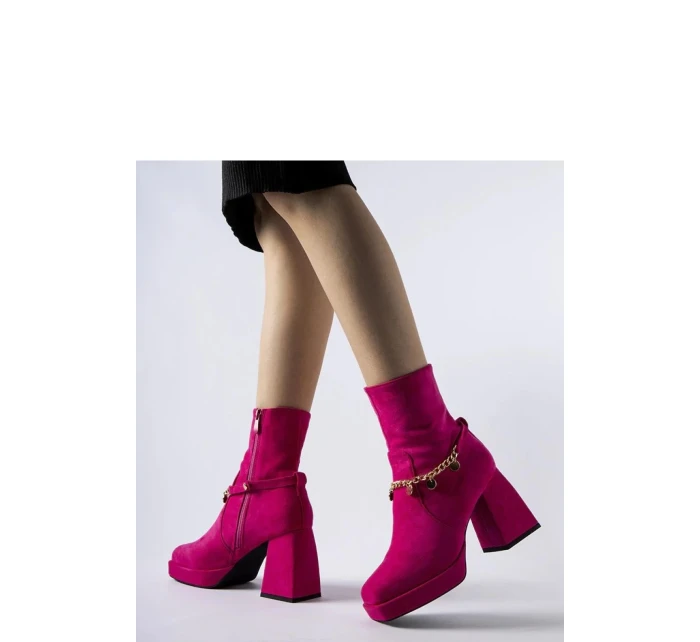 Boty na podpatku  model 205843 Solea