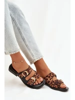 Dámské pantofle se zlatými sponami model 21919174 - Boto