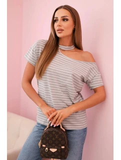 Dámská bavlněná blůza s pruhy na jedno rameno s chokerem šedá