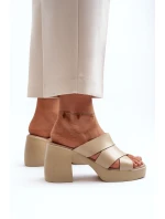 model 21647974 Kožené žabky na podpatku béžové - Zazoo