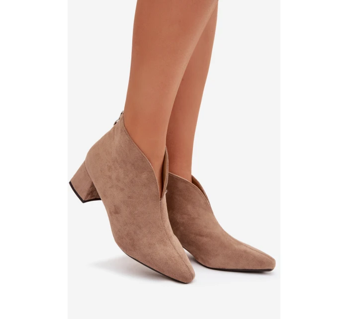 Dámské kotníkové boty na podpatku s prošíváním – béžové Darlisse