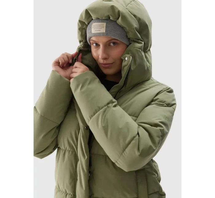 Zimní dlouhá péřová bunda 4F W 4FWAW24TDJAF476-43S Zimní dlouhá péřová bunda 4F W 4FWAW24TDJAF476-43S